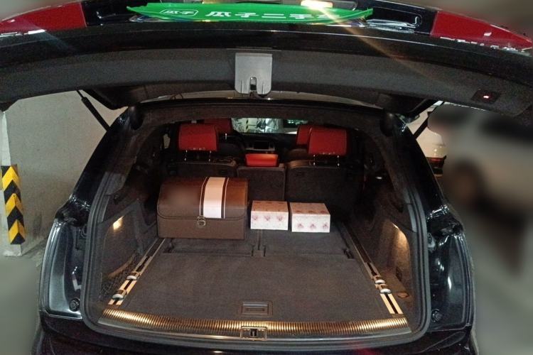 Used Audi Q7 2011 3.0 TFSI Exclusive (245kW) Trunk