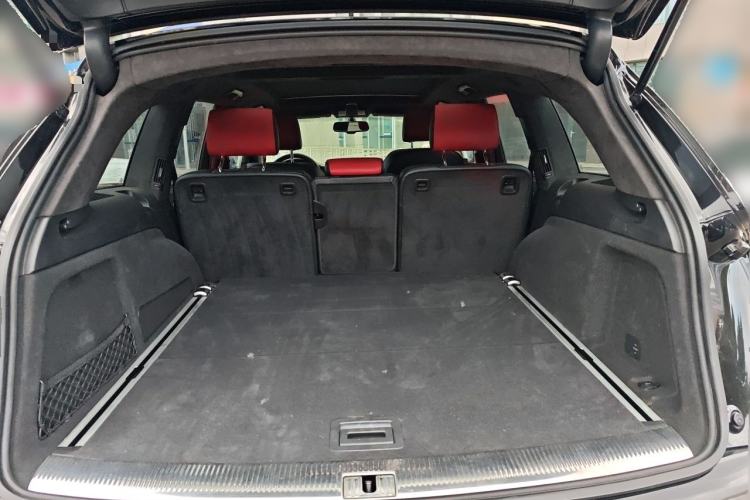 Used Audi Q7 2011 3.0 TFSI Comfort (200kW) Trunk
