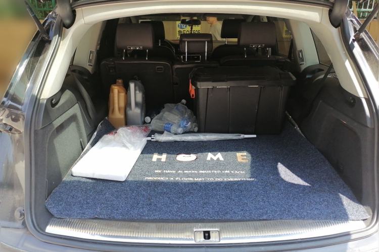 Used Audi Q7  Trunk