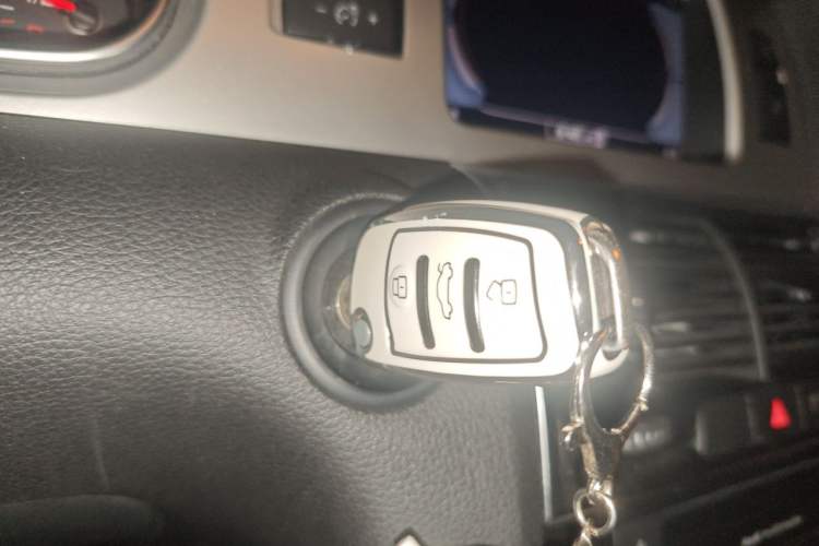 Used Audi Q7 2011 3.0 TFSI Comfort Model (245kW) Vehicle Key