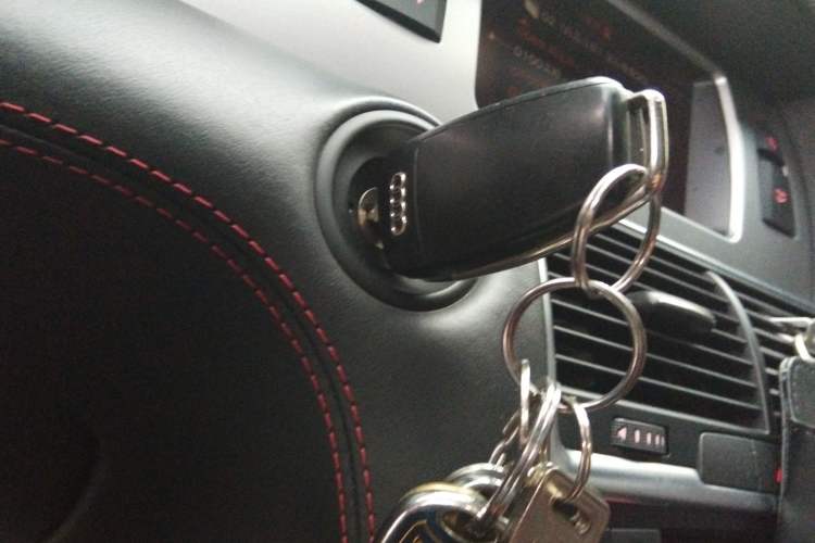 Used Audi Q7 2011 3.0 TFSI Comfort (200kW) Vehicle Key