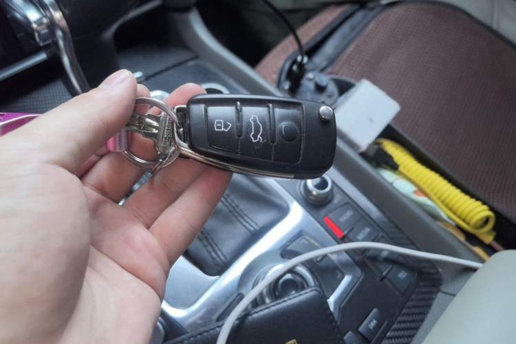 Used Audi Q7 2011 3.0 TFSI Technology (200kW) Vehicle Key