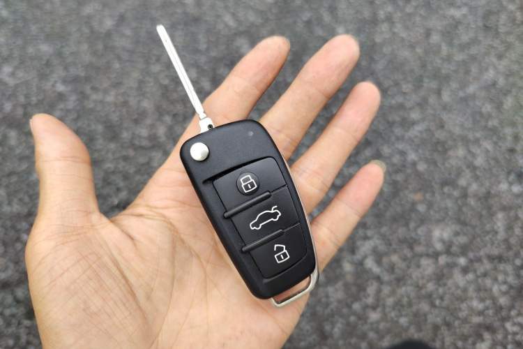 Used Audi Q7 2011 3.0 TFSI Technology Model (245kW) Vehicle Key