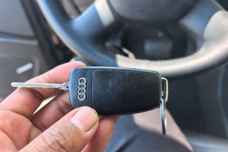 Used Audi Q7 2011 3.0 TFSI Technology (200kW) Vehicle Key