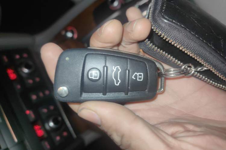 Used Audi Q7 2011 3.0 TFSI Comfort (200kW) Vehicle Key