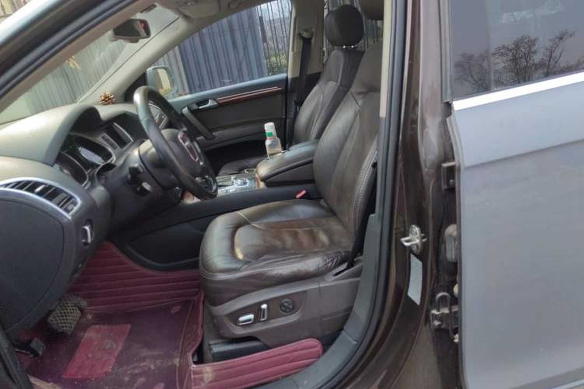 Used Audi Q7 2011 3.0 TFSI Ambition (200kW) Left Front Seat