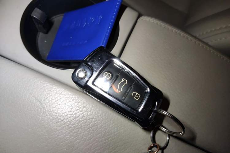 Used Audi Q7 2011 3.0 TFSI Technology (200kW) Vehicle Key