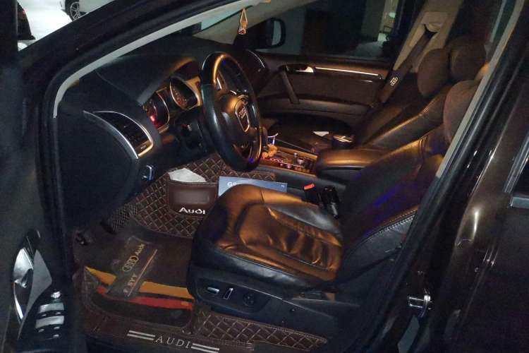 Used Audi Q7 2011 3.0 TFSI Technology (200kW) Driver Seat