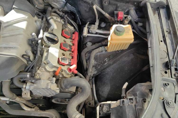 Used Audi Q7 2011 3.0 TFSI Exclusive Edition (200kW) Engine Bay Left