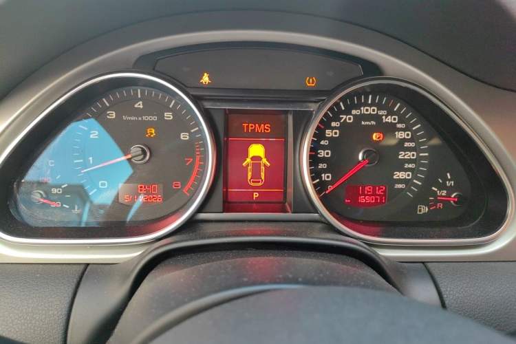 Used Audi Q7 2011 3.0 TFSI Exclusive Edition (200kW) Instrument Cluster