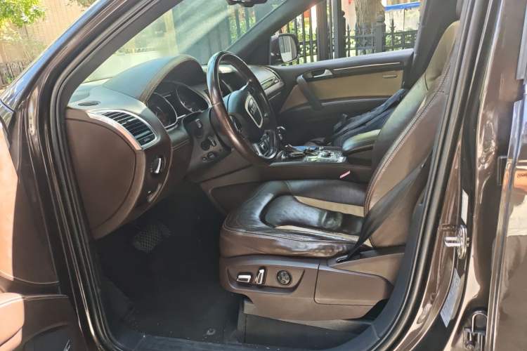 Used Audi Q7 2011 3.0 TFSI Exclusive Edition (200kW) Left Front Seat