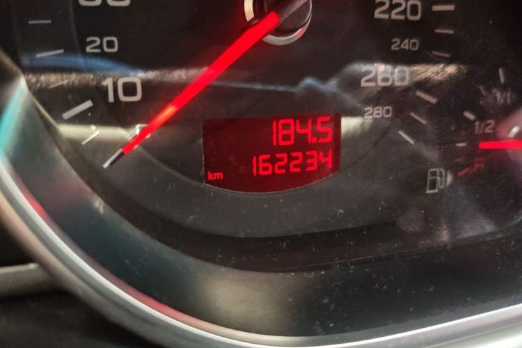 Used Audi Q7 2011 3.0 TFSI Exclusive Edition (200kW) Odometer Close Up
