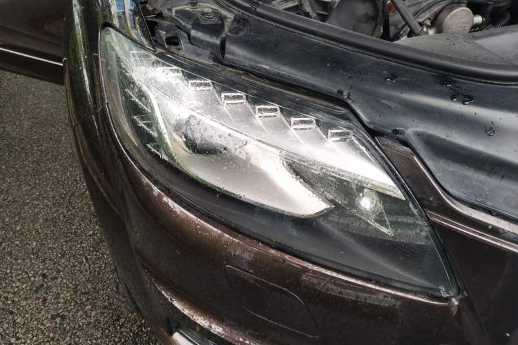 Used Audi Q7 2011 3.0 TFSI Exclusive Edition (200kW) Right Front Headlight