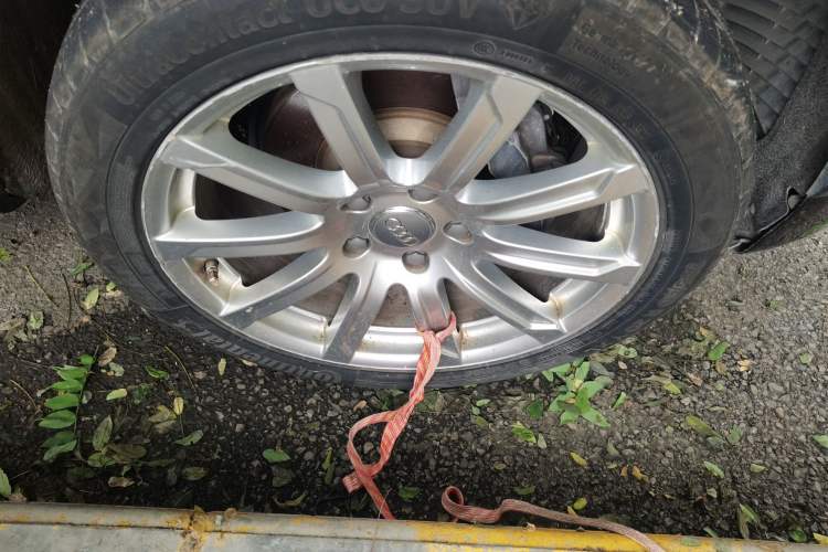 Used Audi Q7 2011 3.0 TFSI Comfort (200kW) Right Front Wheel Hub