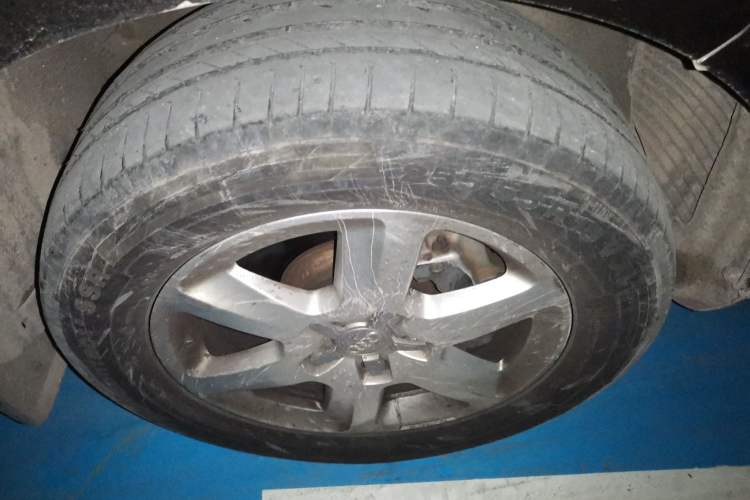 Used Audi Q7 2011 3.0 TFSI Technology (200kW) Right Front Wheel Hub
