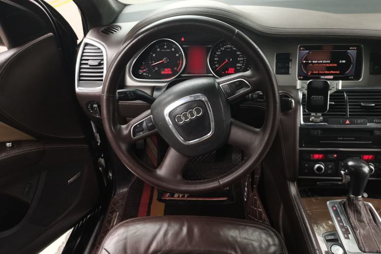 Used Audi Q7 2011 3.0 TFSI Exclusive Edition (200kW) Steering Wheel