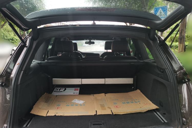Used Audi Q7 2011 3.0 TFSI Exclusive Edition (200kW) Trunk
