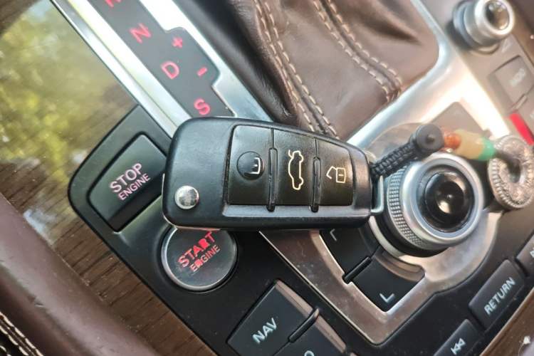 Used Audi Q7 2011 3.0 TFSI Exclusive Edition (200kW) Vehicle Key