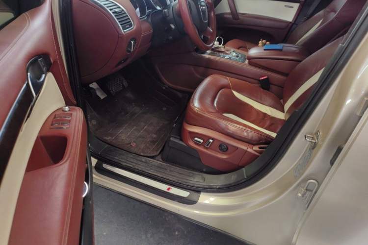 Used Audi Q7 2011 3.0 TFSI Exclusive Edition (200kW) Driver Seat