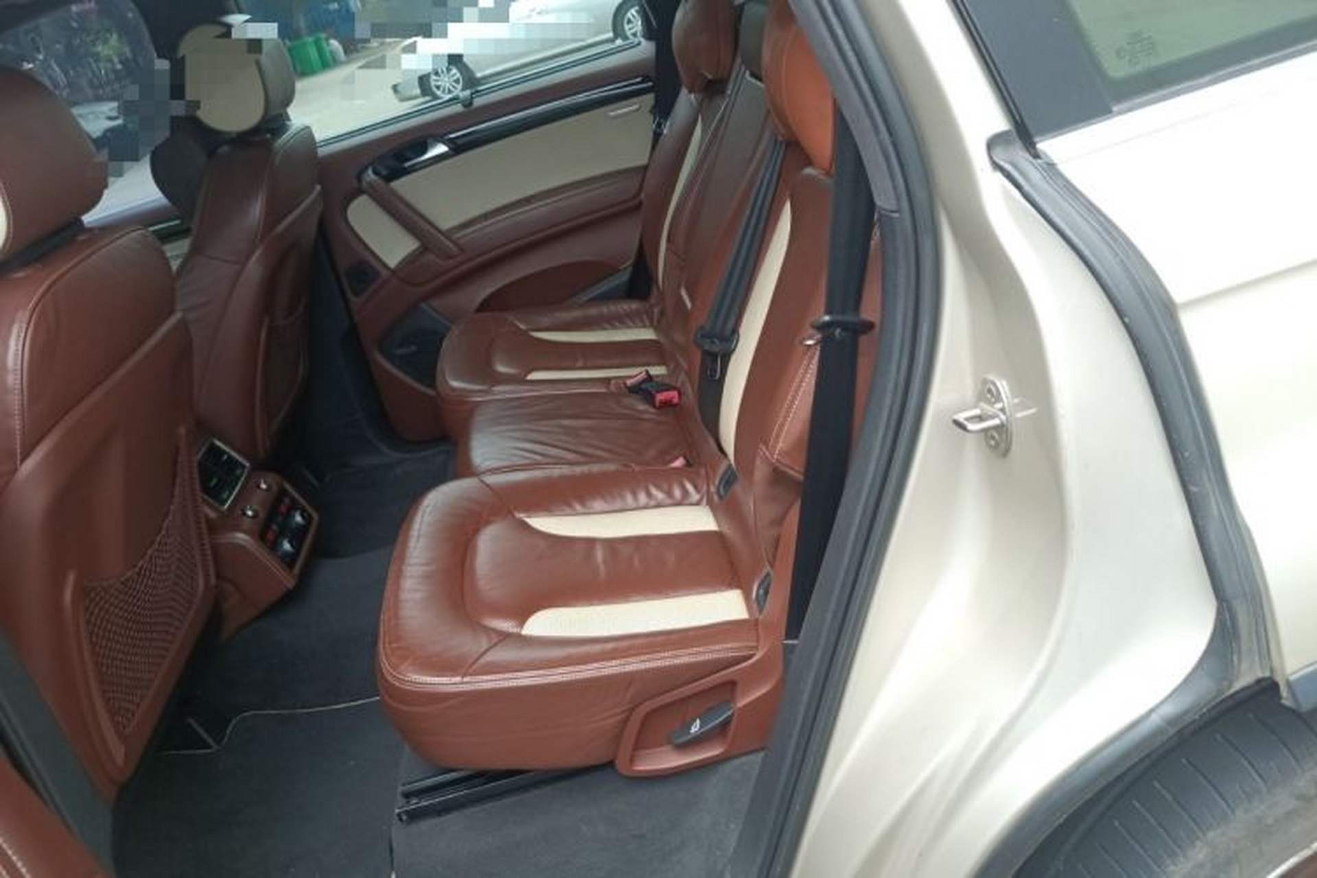 Used Audi Q7 2011 3.0 TFSI Exclusive (245kW) Left Rear Seat