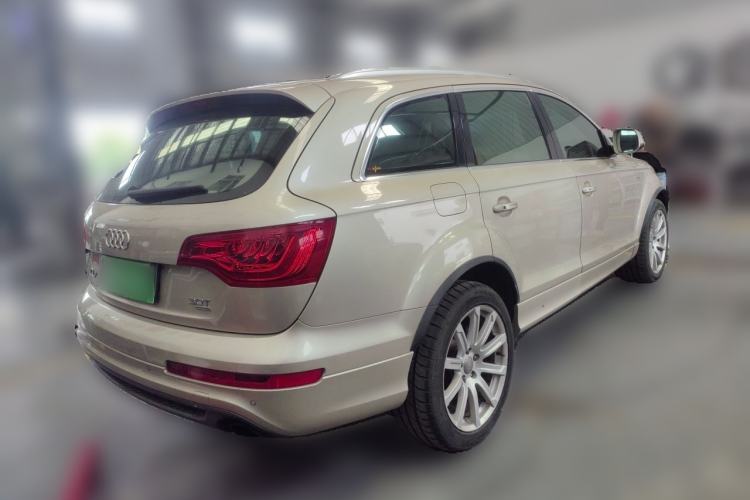 Used Audi Q7 2011 3.0 TFSI Exclusive Edition (200kW) Rear Right 45 Deg