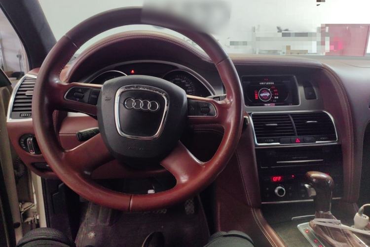 Used Audi Q7 2011 3.0 TFSI Exclusive Edition (200kW) Steering Wheel