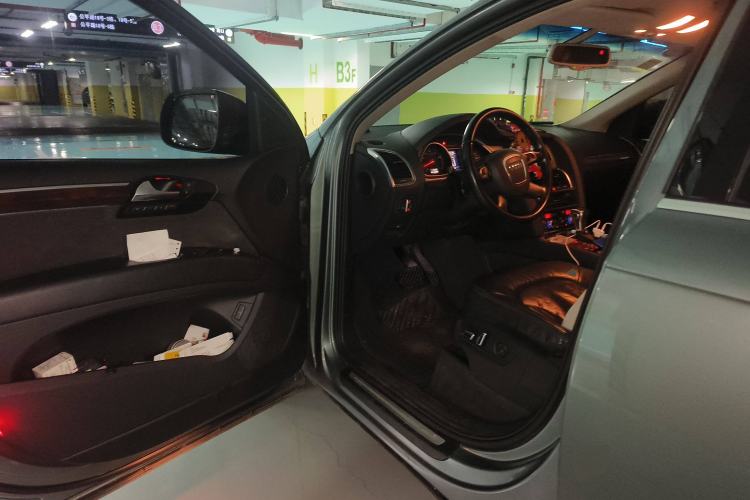 Used Audi Q7 2011 3.0 TFSI Ambition (200kW) Driver Seat