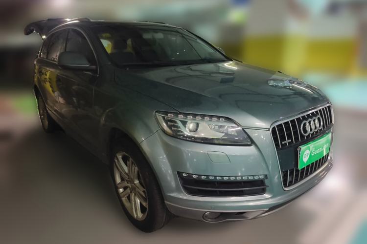 Used Audi Q7 2011 3.0 TFSI Ambition (200kW) Front Right 45 Deg