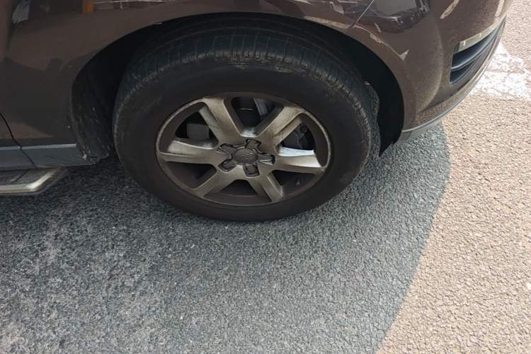 Used Audi Q7 2011 3.0 TFSI Ambition (200kW) Right Front Wheel Hub