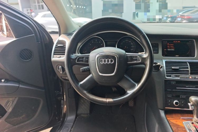 Used Audi Q7 2011 3.0 TFSI Ambition (200kW) Steering Wheel