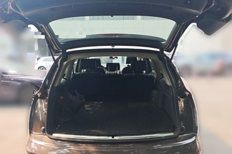 Used Audi Q7 2011 3.0 TFSI Ambition (200kW) Trunk