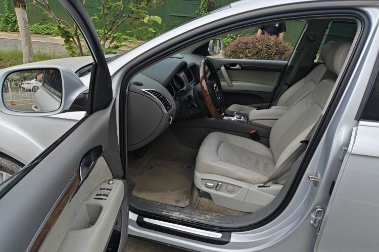 Used Audi Q7 2011 3.0 TFSI Comfort (200kW) Driver Seat