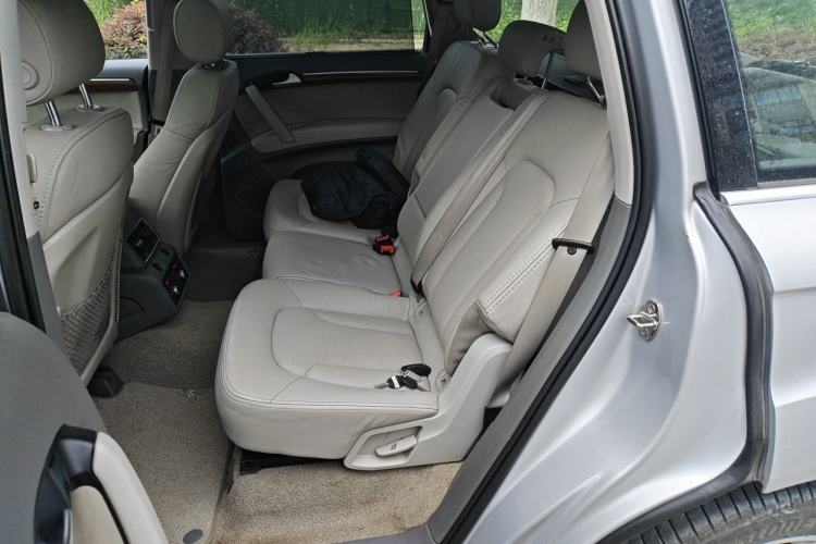 Used Audi Q7 2011 3.0 TFSI Comfort (200kW) Left Rear Seat