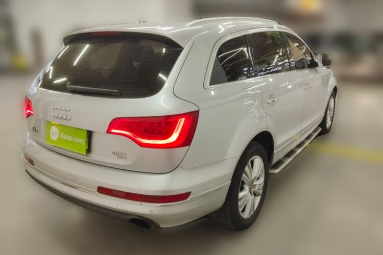 Used Audi Q7 2011 3.0 TFSI Technology (200kW) Rear Right 45 Deg