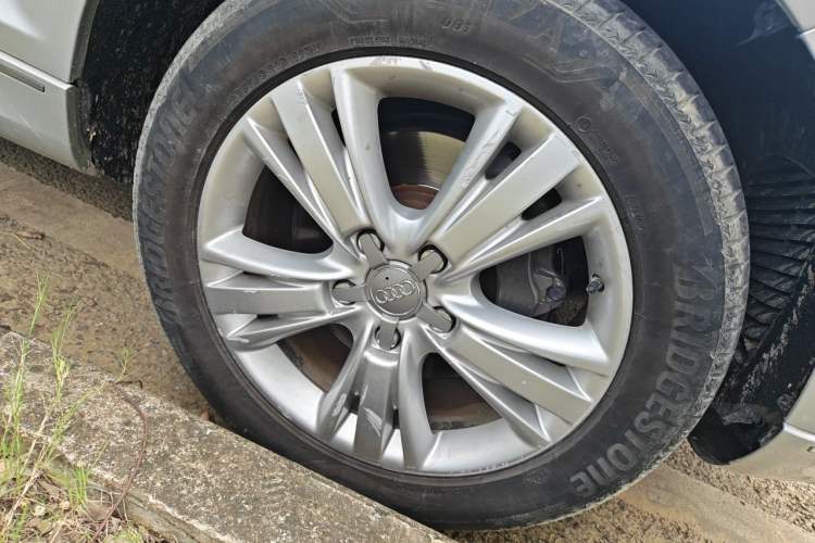 Used Audi Q7 2011 3.0 TFSI Comfort (200kW) Right Front Wheel Hub