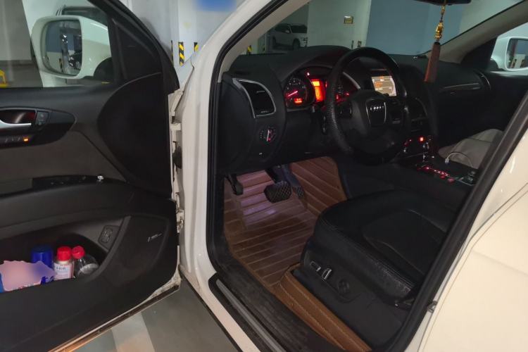 Used Audi Q7 2011 3.0 TFSI Comfort Model (245kW) Driver Seat