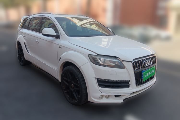 Used Audi Q7 2011 3.0 TFSI Technology (200kW) Front Right 45 Deg