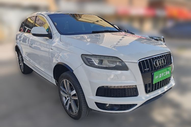 Used Audi Q7 2011 3.0 TFSI Comfort (200kW) Front Right 45 Deg