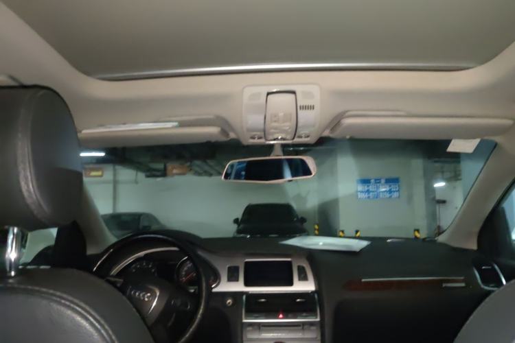 Used Audi Q7 2011 3.0 TFSI Comfort Model (245kW) Headliner