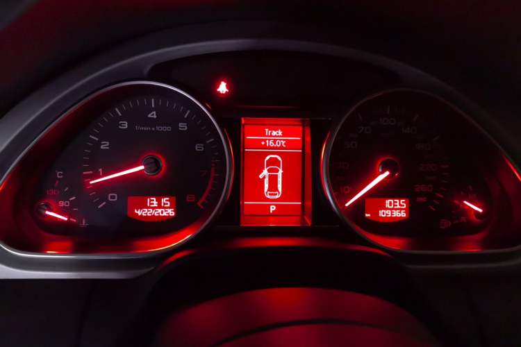 Used Audi Q7 2011 3.0 TFSI Comfort Model (245kW) Instrument Cluster