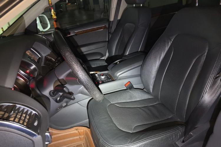 Used Audi Q7 2011 3.0 TFSI Comfort Model (245kW) Left Front Seat