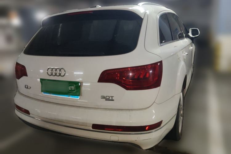 Used Audi Q7 2011 3.0 TFSI Comfort Model (245kW) Rear Right 45 Deg