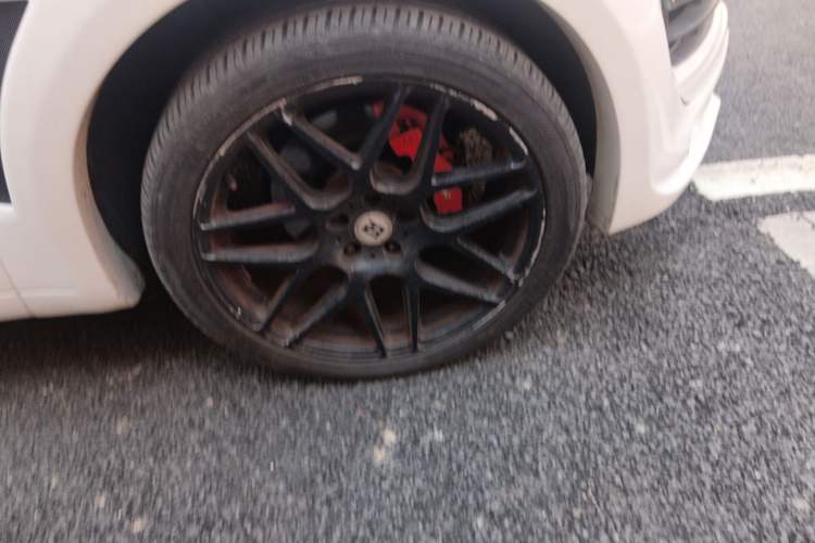 Used Audi Q7 2011 3.0 TFSI Technology (200kW) Right Front Wheel Hub