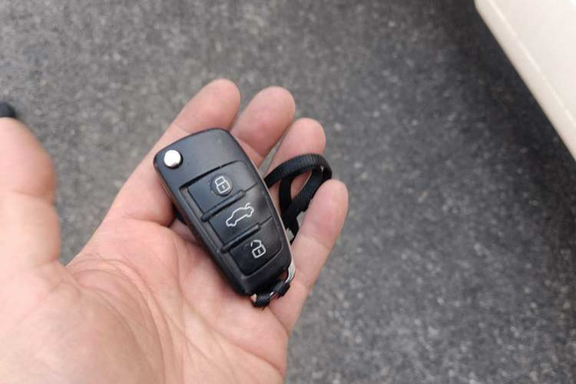 Used Audi Q7 2011 3.0 TFSI Technology (200kW) Vehicle Key