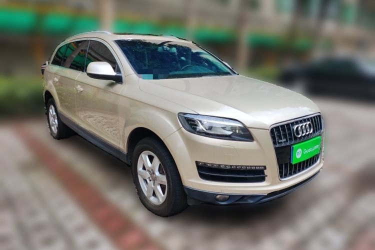 Used Audi Q7 2011 3.0 TFSI Ambition (200kW) Front Right 45 Deg
