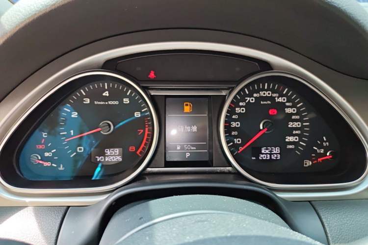 Used Audi Q7 2011 3.0 TFSI Ambition (200kW) Instrument Cluster