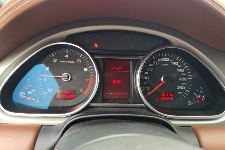 Used Audi Q7 2011 3.0 TFSI Exclusive Edition (200kW) Instrument Cluster
