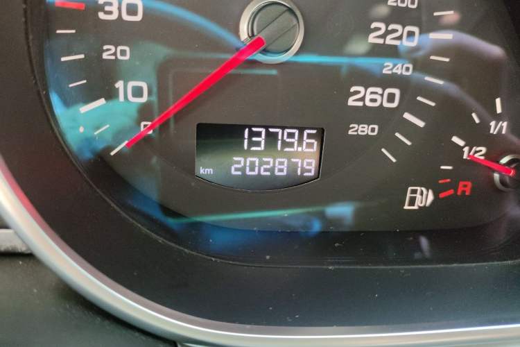 Used Audi Q7 2011 3.0 TFSI Ambition (200kW) Odometer Close Up