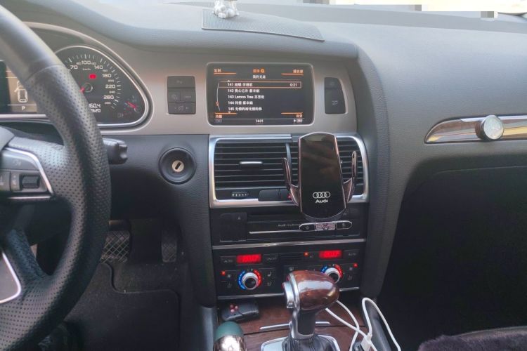 Used Audi Q7 2012 3.0 TFSI Comfort Model (200kW) Audio And AC Panel