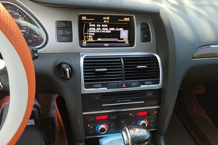 Used Audi Q7 2012 3.0 TFSI Ambition (200kW) Audio And AC Panel